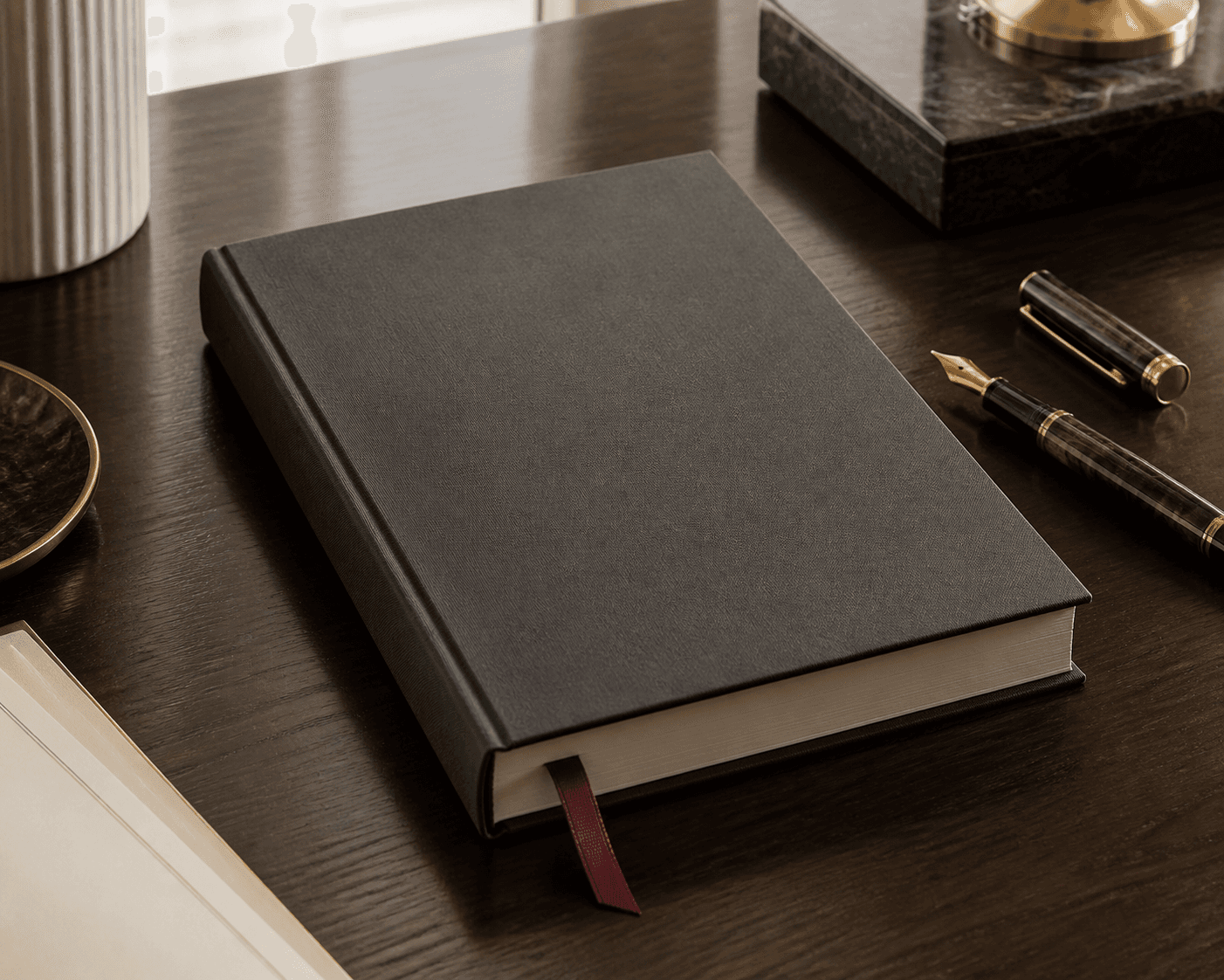 Livro jurídico sem texto em composição editorial para o Manual da LGPD
